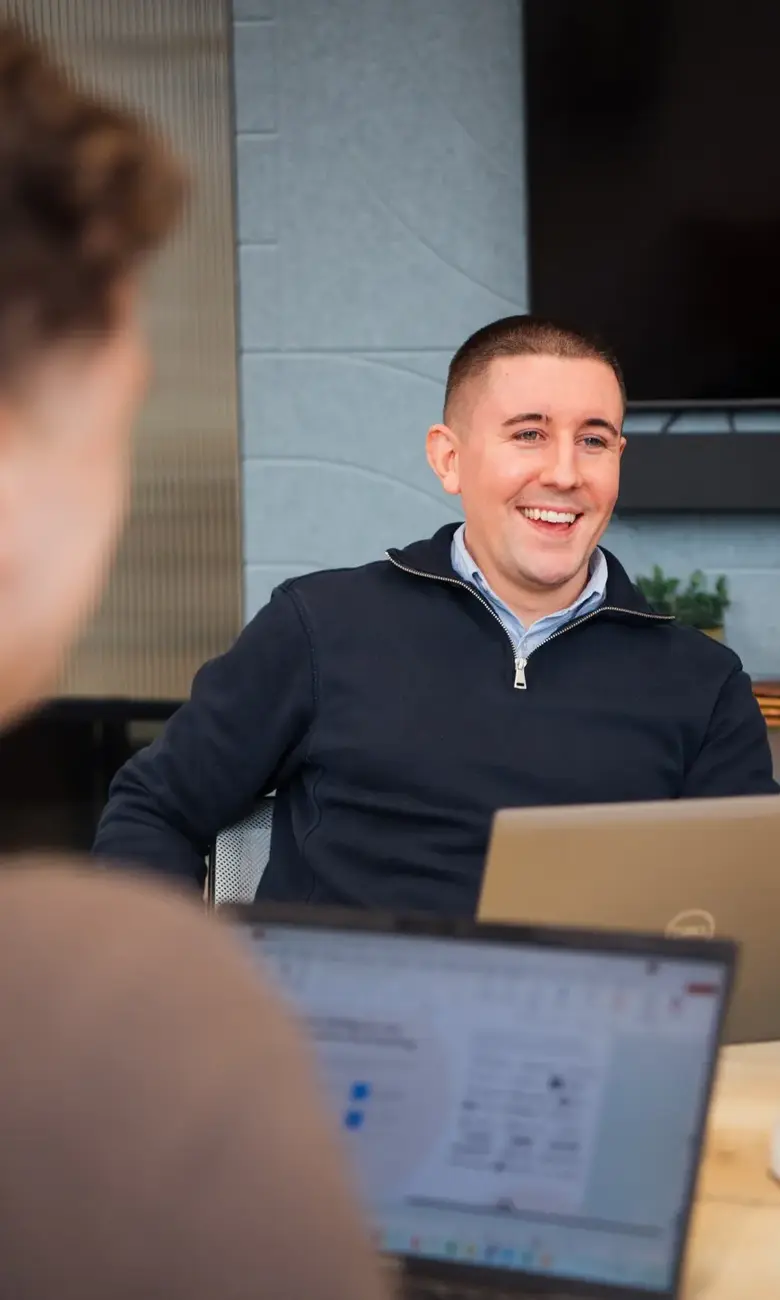 IDHL employee smiling