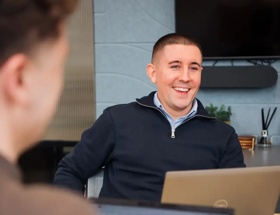 IDHL employee smiling