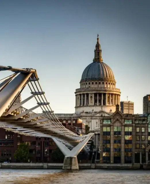 Millenium Bridge in London 