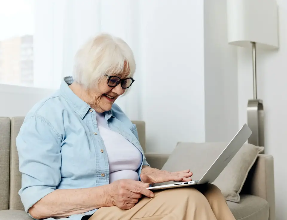 elderly lady using laptop