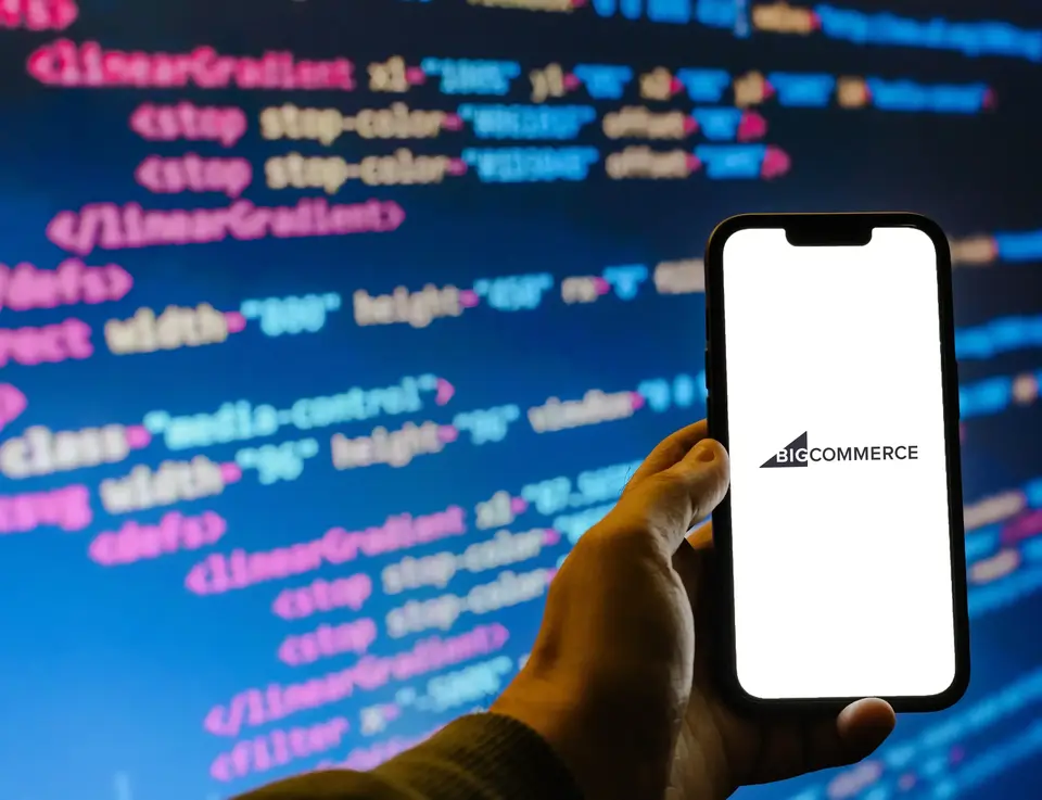 a hand holding a phone with a screen on it