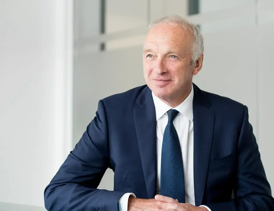 a man in a suit and tie